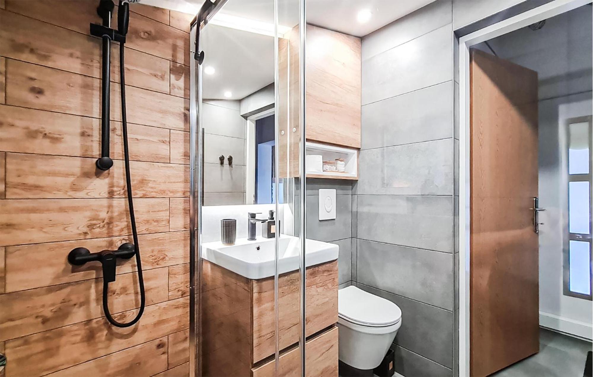 Nice Home In Karlovac With Wifi 外观 照片
